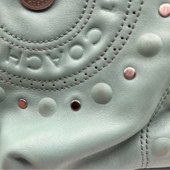 COACH PURSE preowned good condition - Picture 15 of 16